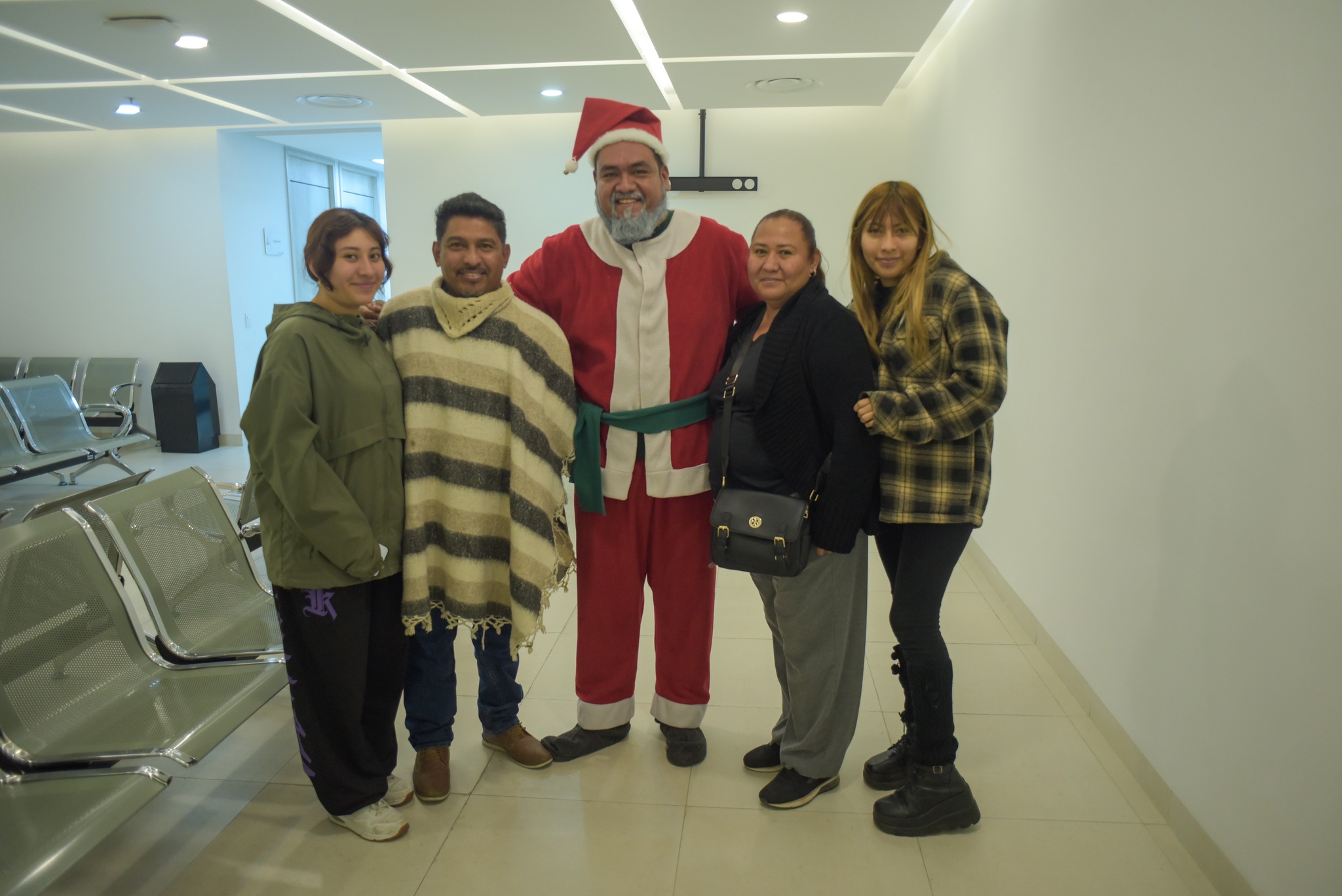 Regalando Sonrisas 2025 - 09/Dic/2025 - foto 3