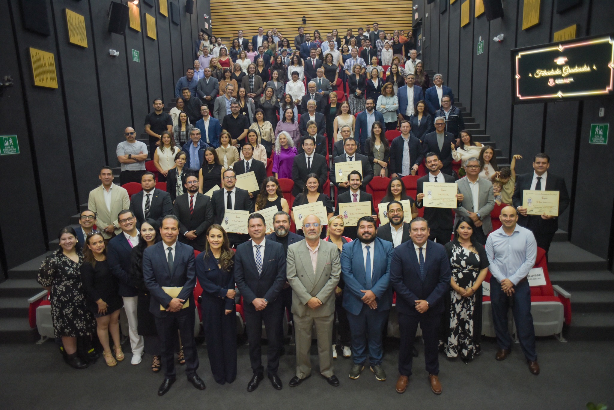 Ceremonia de Graduación de Residentes de Especialidades Oncológicas