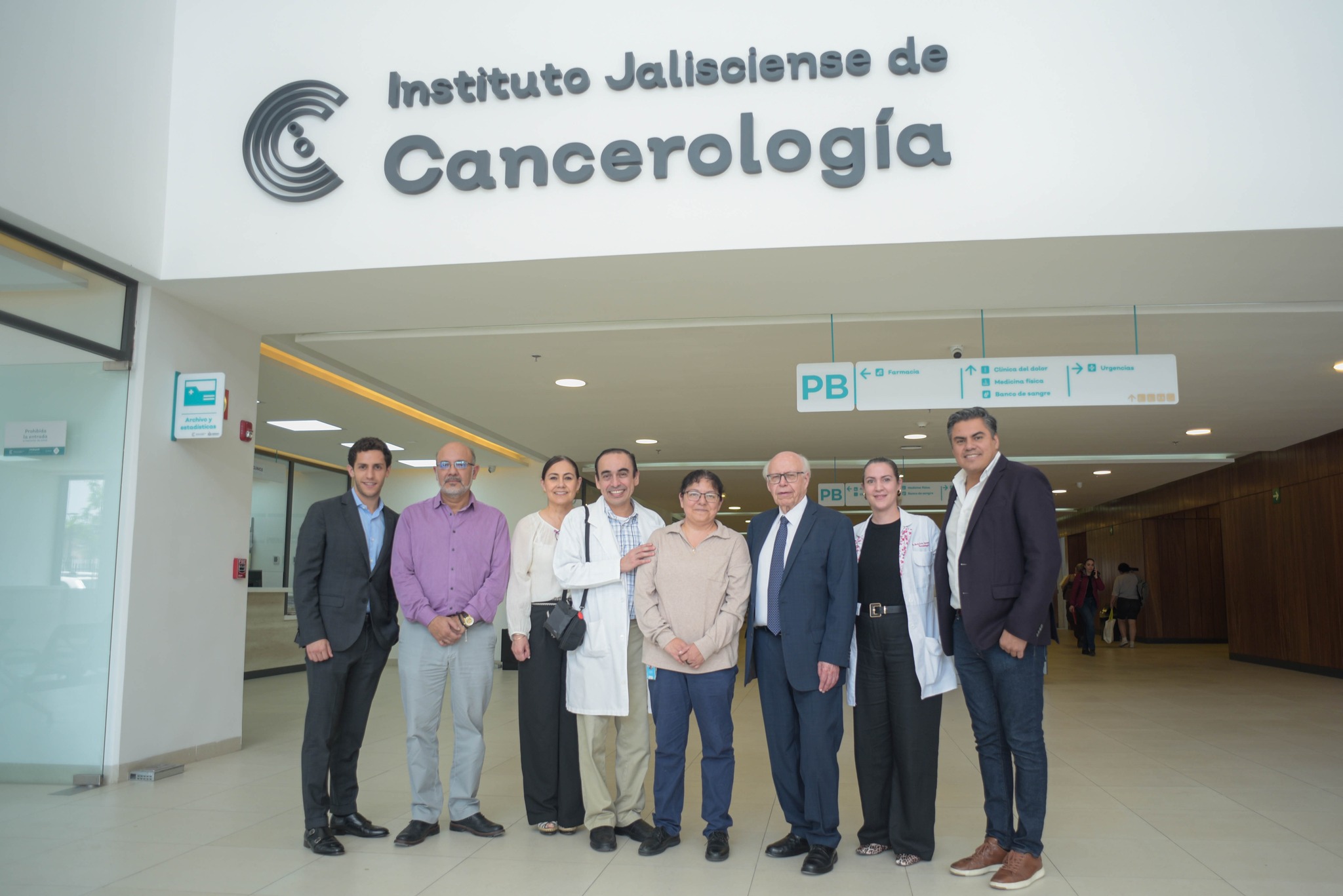 Visita del ExSecretario de Salud