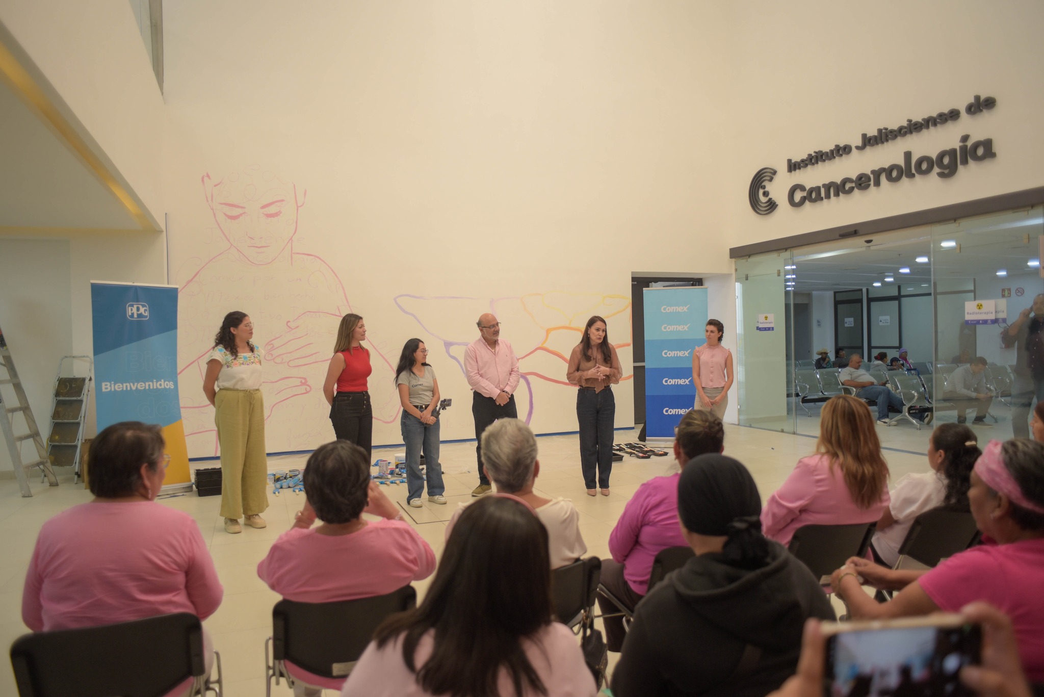Mural Del Cáncer de Mama 2025 - 22/Oct/2025 - foto 2