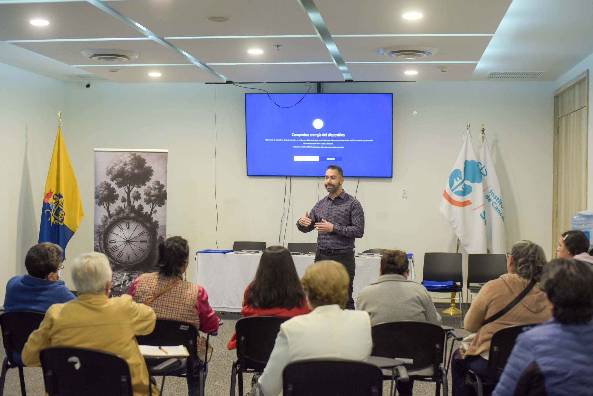 Visita del Poeta Jorge Arvelo al IJC 2025 - 01/Dic/20215 - foto 4