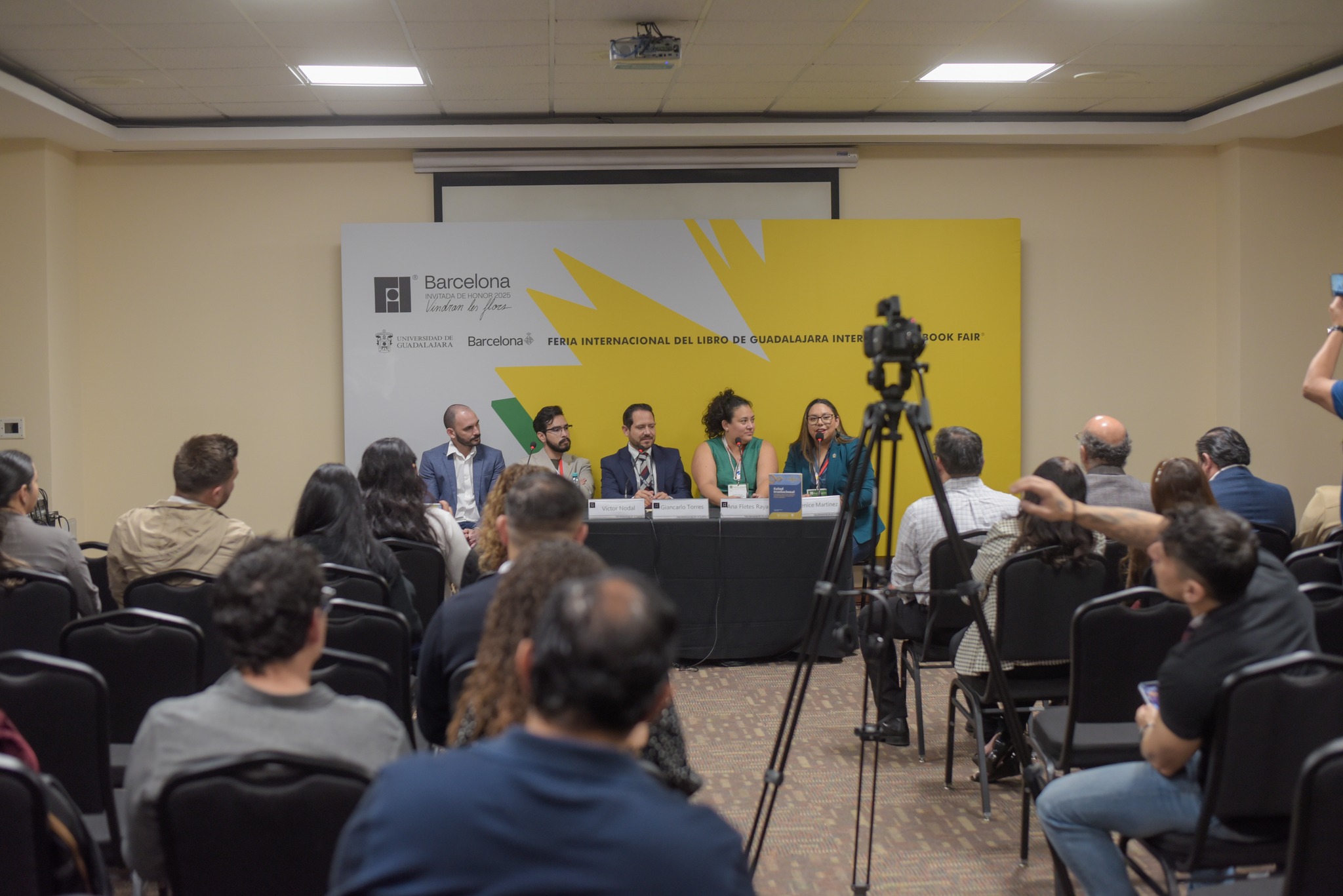 Participación en la FIL 2025 - 04/Dic/2025 - foto 4