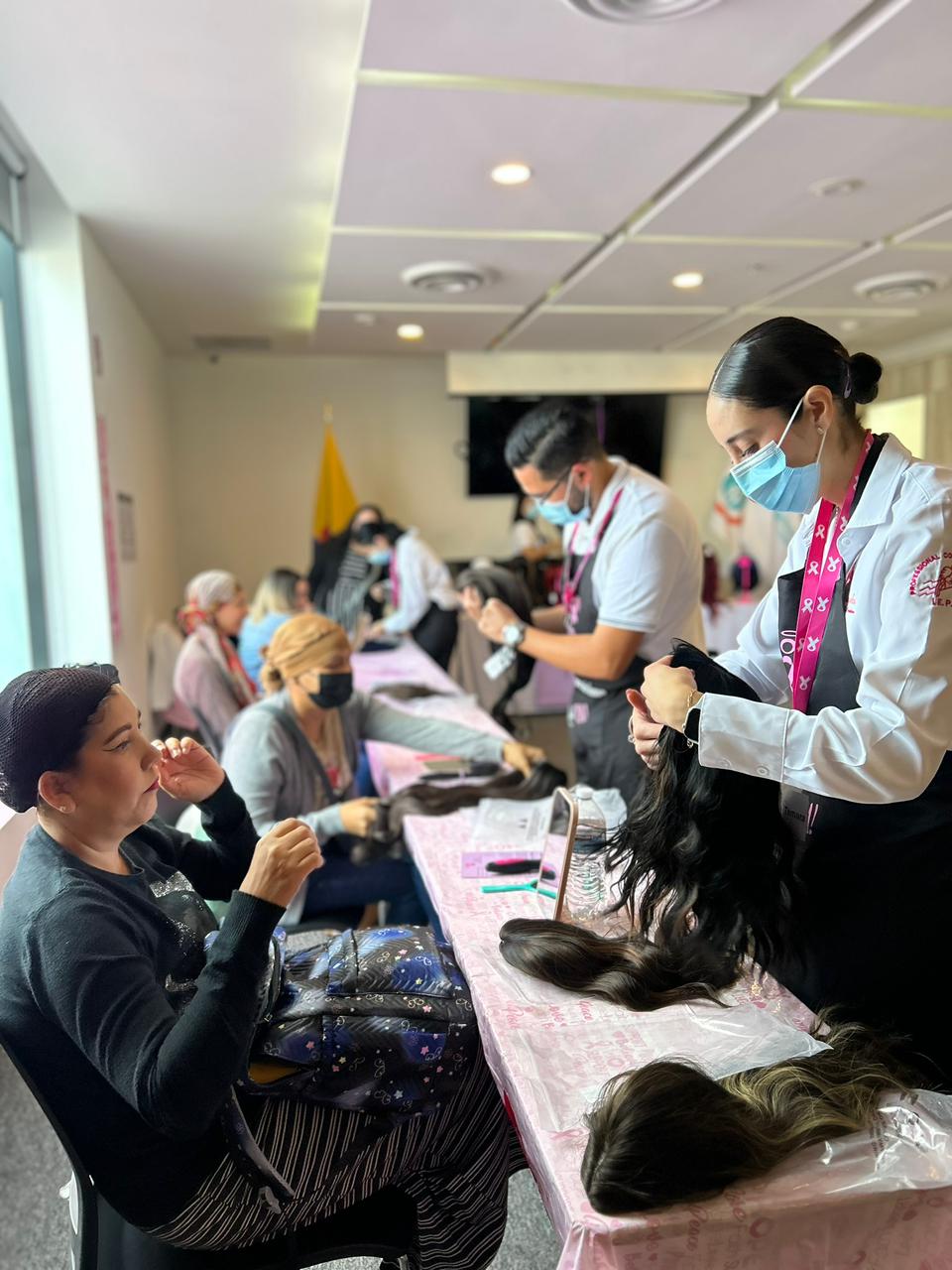 Donación de Pelucas 2025 - 04/Dic/2025 - foto 1